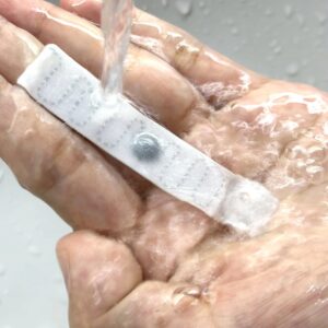 Textile UHF RFID Tags